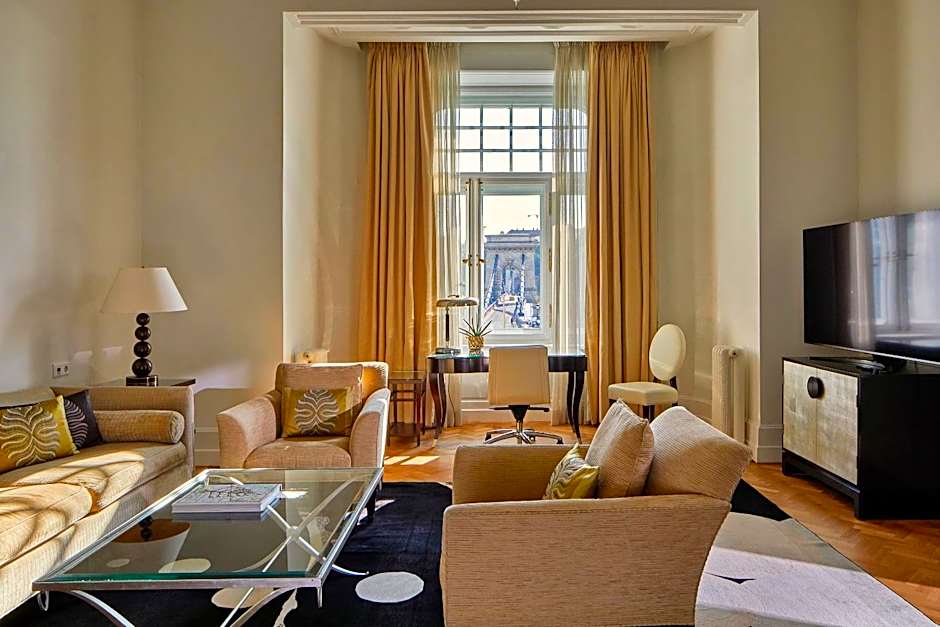 Four Seasons Hotel Gresham Palace Budapest