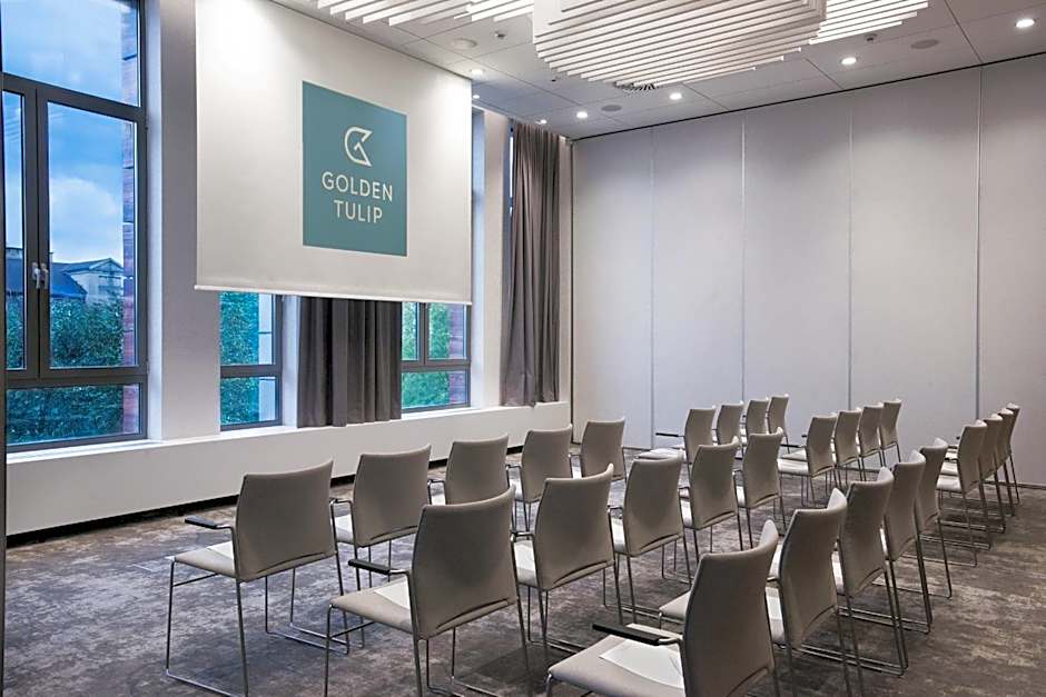 Golden Tulip Warsaw Airport