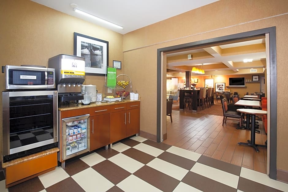 Hampton Inn St. Louis/Collinsville