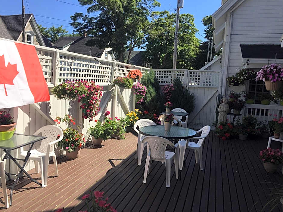 Lakelawn B&B and Motel