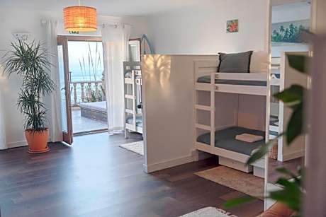 Bed in Mixed Dormitory Room with Sea View