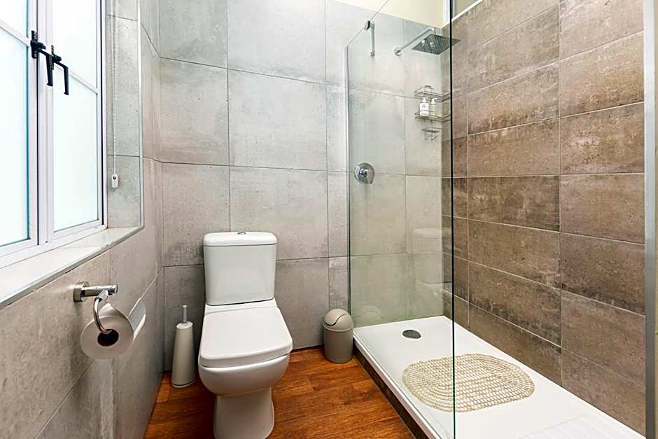 Queen's Hotel by BON Hotels
