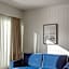 Waves Hotel Byron Bay