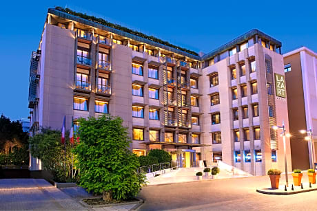 Trademark Collection By Wyndham Lazart