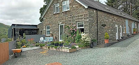 Pant Glas Barn