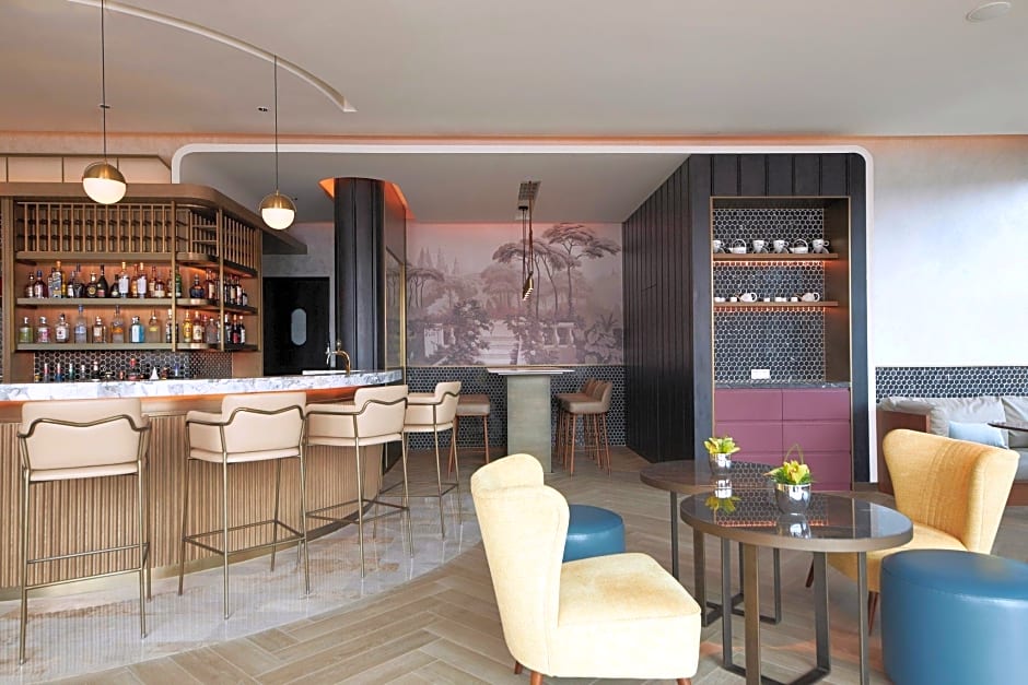 FOUR POINTS by SHERATON JIAXING