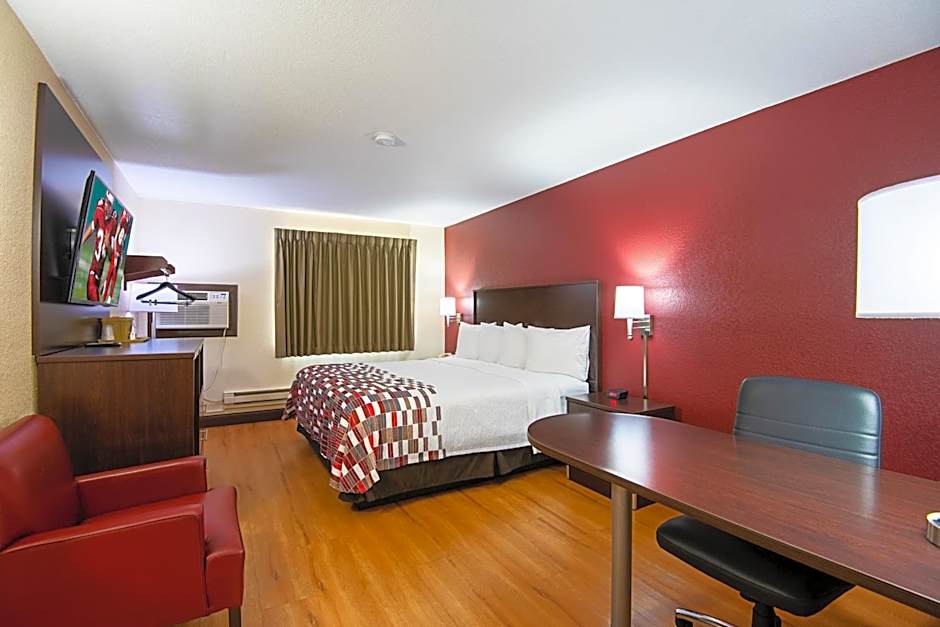 Red Roof Inn Cameron