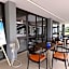 R Photo Hotel