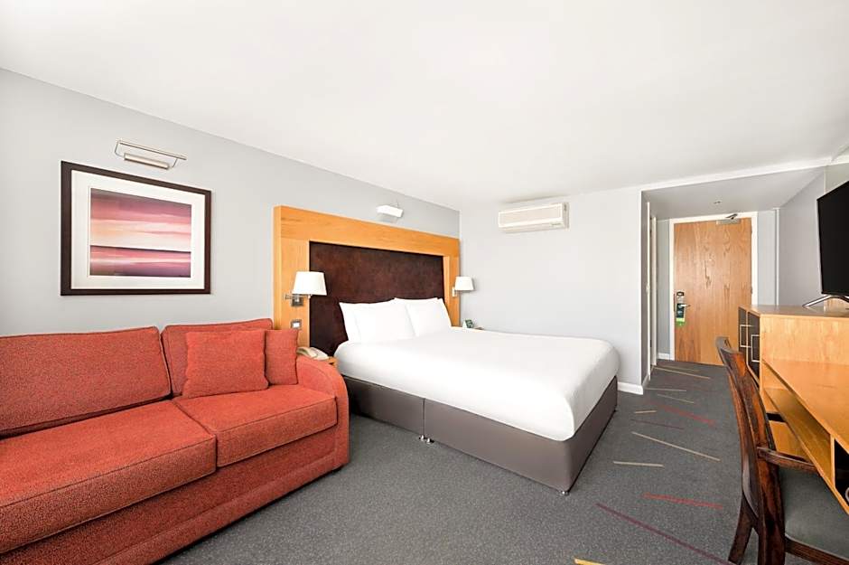 Holiday Inn Aberdeen West By IHG