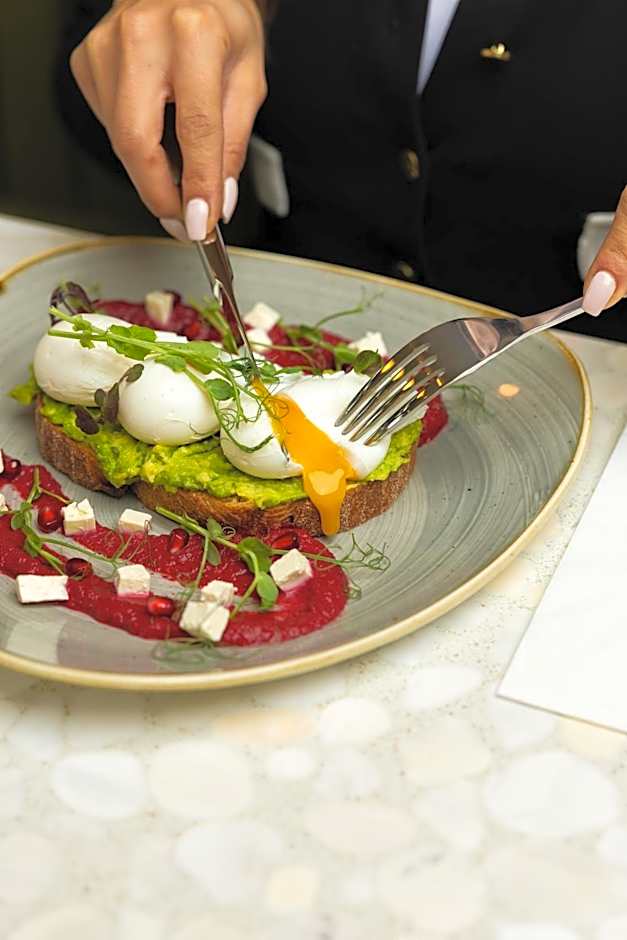 The Lion & Key Hotel