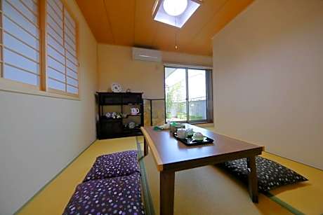 Quadruple Room with Terrace