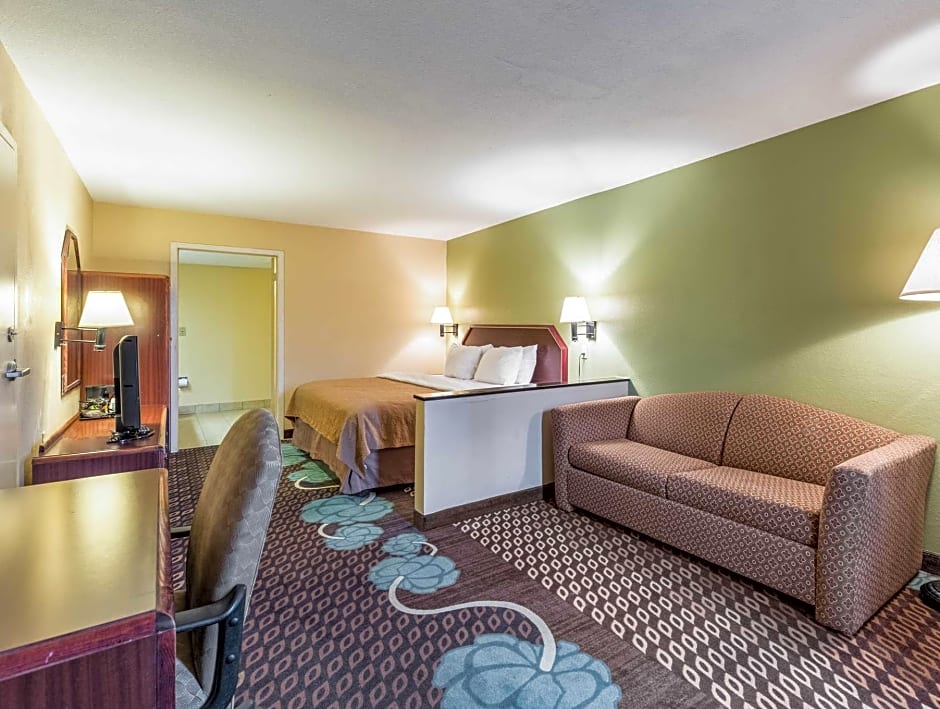 Quality Inn 