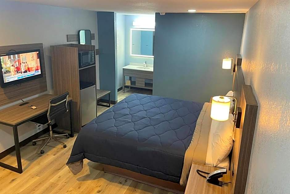 Rodeway Inn & Suites Brookhaven