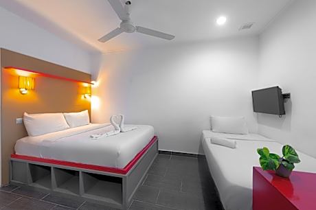 Triple Room without window