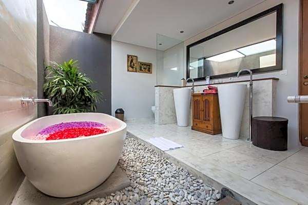 The Radian Villa