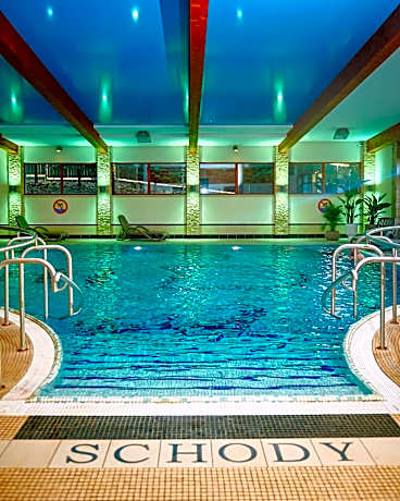 Artis Hotel & Spa
