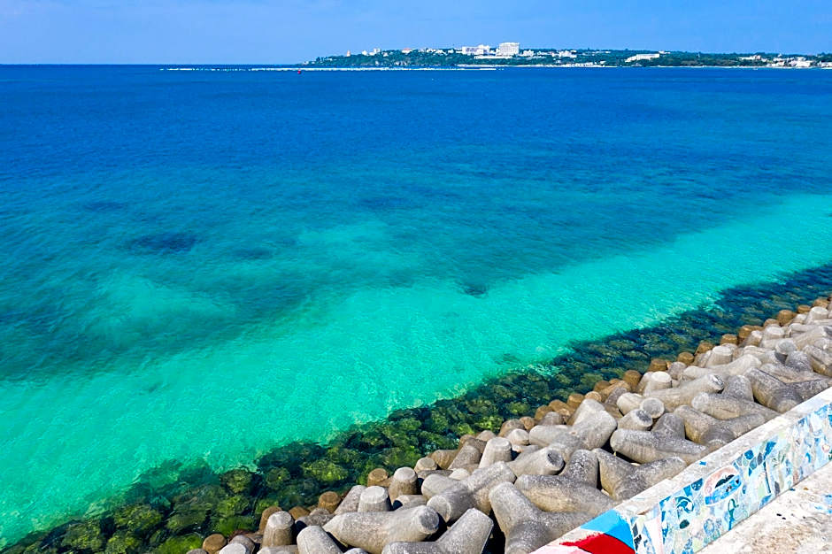 HOTEL Mr.KINJO in MOTOBU OCEAN TERRACE