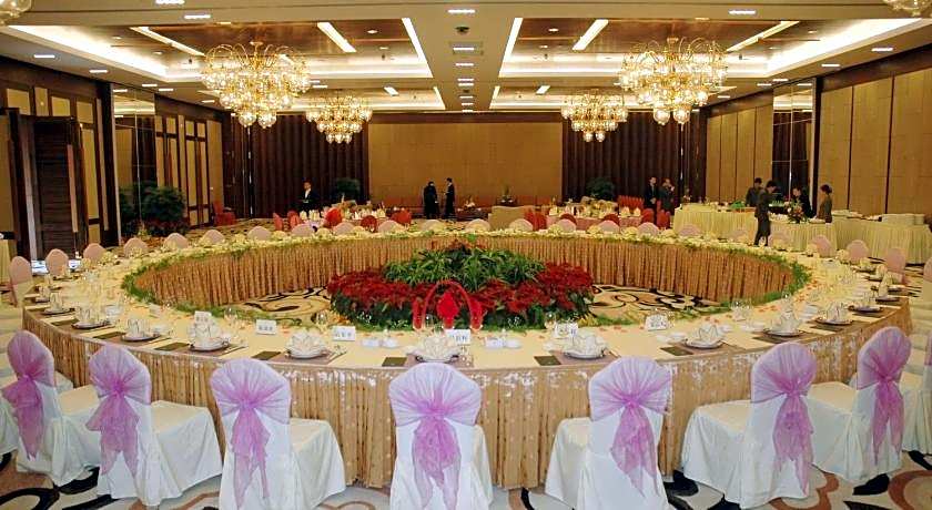 Dongguang Richwood Garden Hotel
