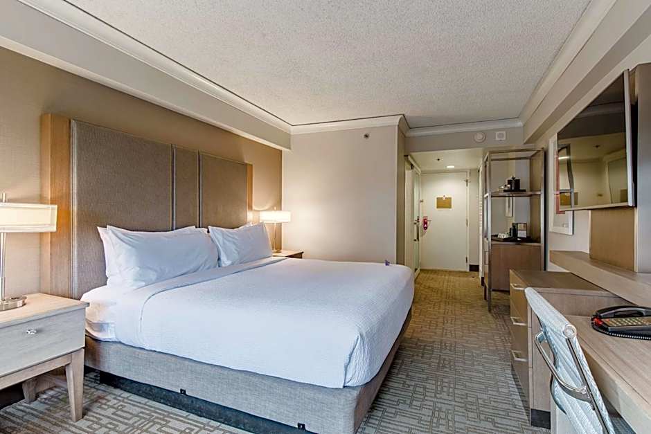 Coast Seattle Downtown Hotel by APA