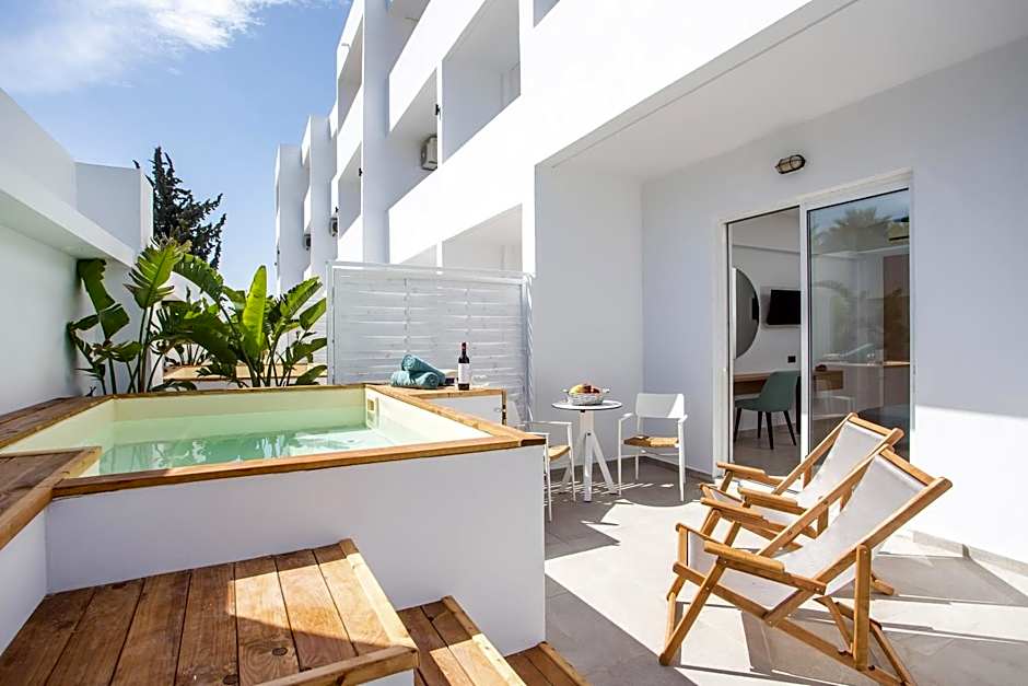 CasaStavris - Aparts & Pool Suites