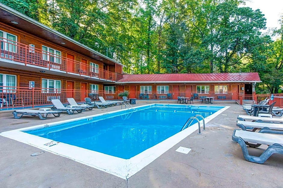 Quality Inn Creekside Gatlinburg