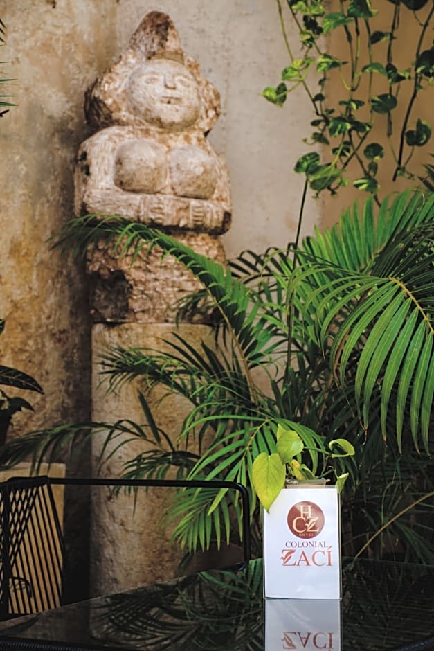 Hotel Colonial Zaci by GuruHotel
