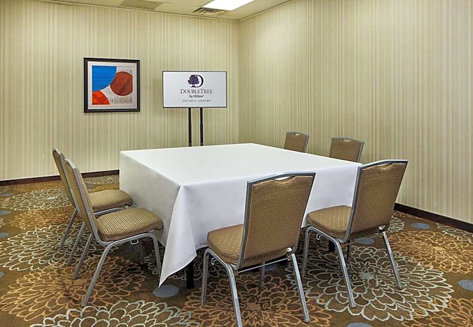 DoubleTree By Hilton Hotel Ontario Airport