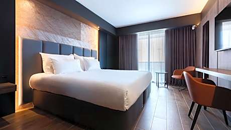 Deluxe Double or Twin Room with Sea View