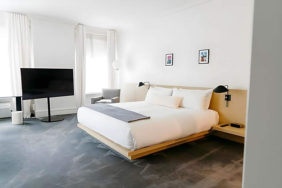 The Chicago Hotel Collection Ambassador Gold Coast