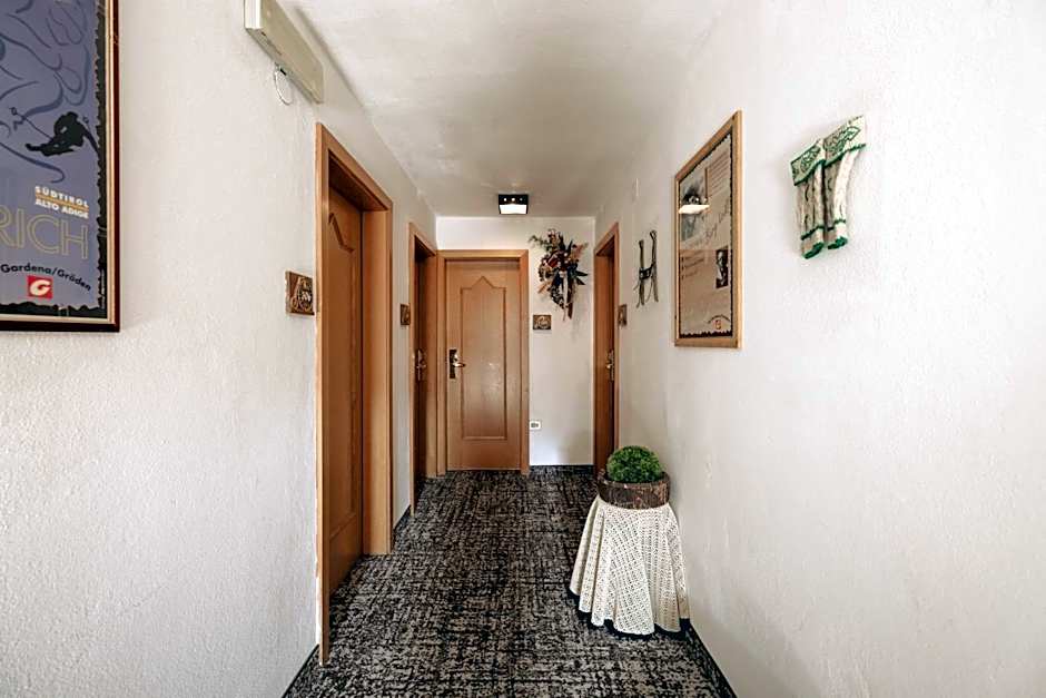Hotel Rodes