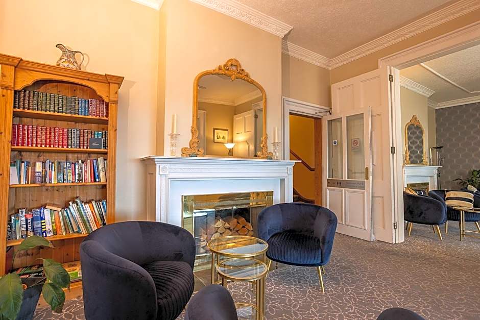 New Holmwood Hotel