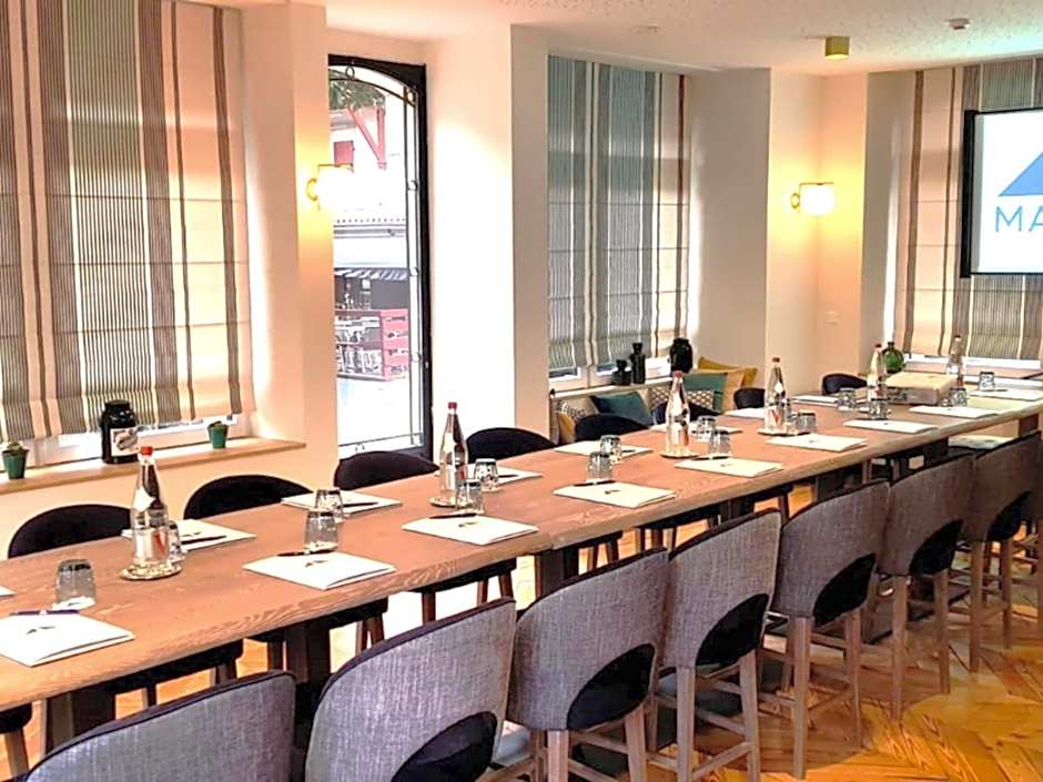 MADISON Saint Jean de Luz - Handwritten Collection