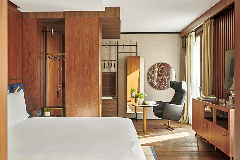 Thompson Madrid, by Hyatt