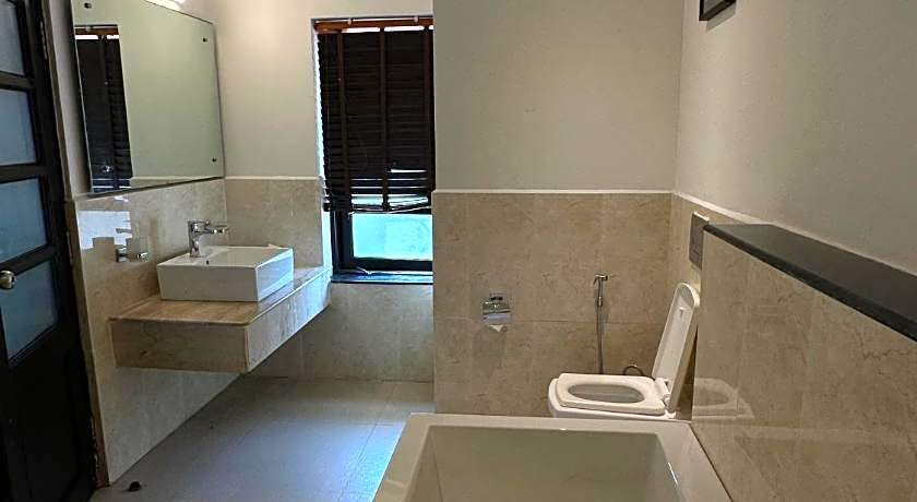 Silver Sands Hideaway Hotel