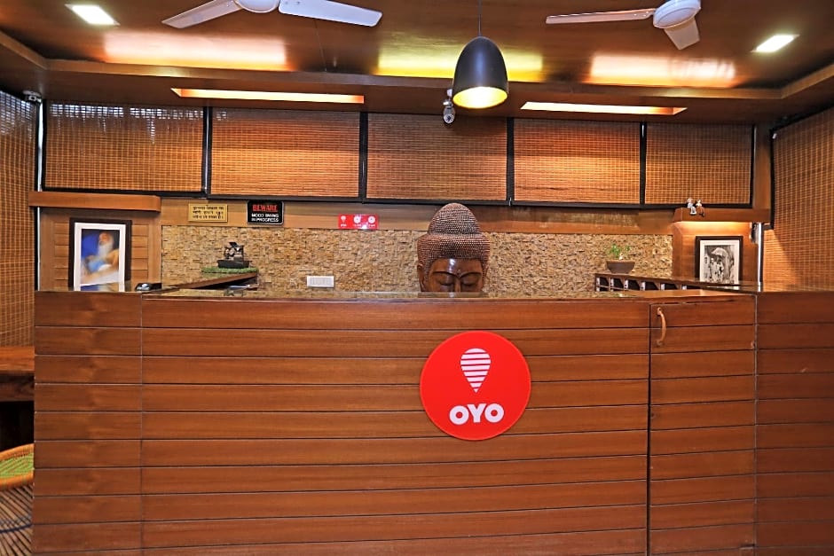 OYO 1219 Hamilton Hotel