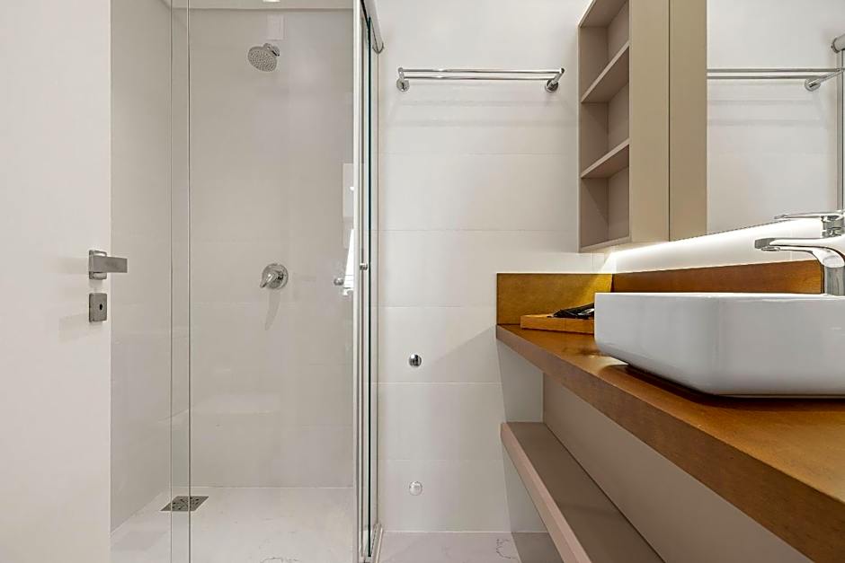 Loft Canela 1 Suíte Centro by Achei