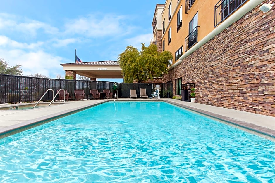 Hampton Inn & Suites Roseville – Roseville, CA