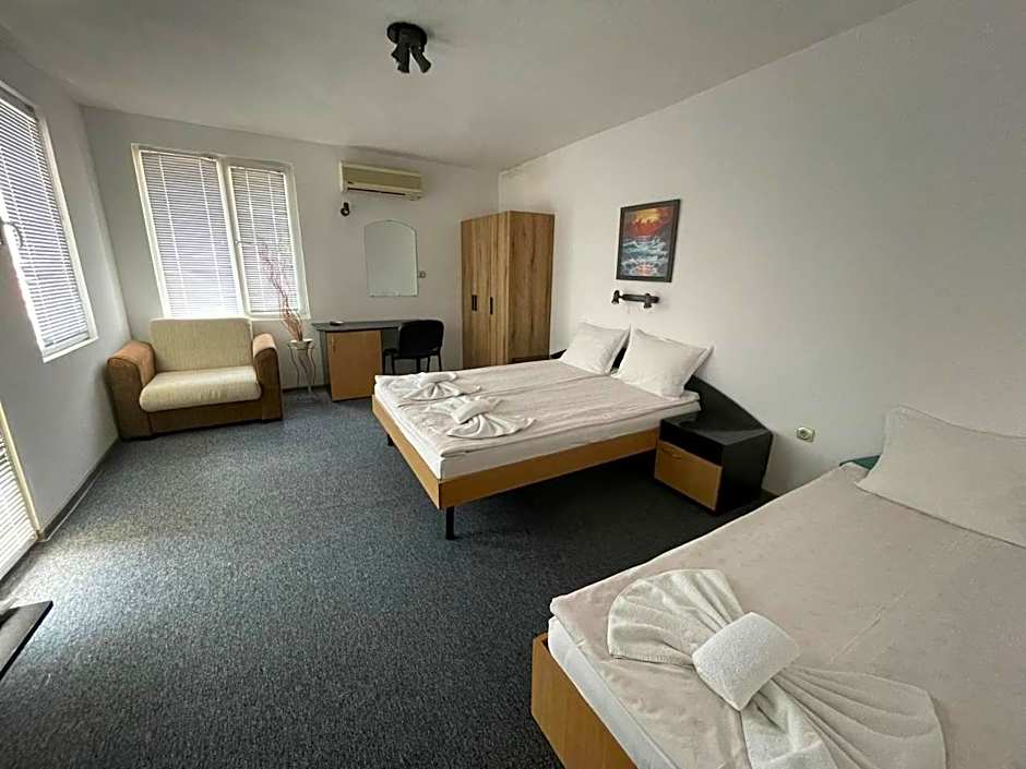 Kavaler Hotel