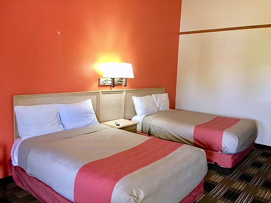 Red Carpet Inn North Chicago