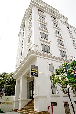TQ HOTEL & APARTMENT
