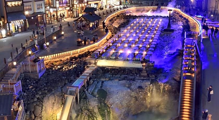 Kusatsu Onsen Hotel Village