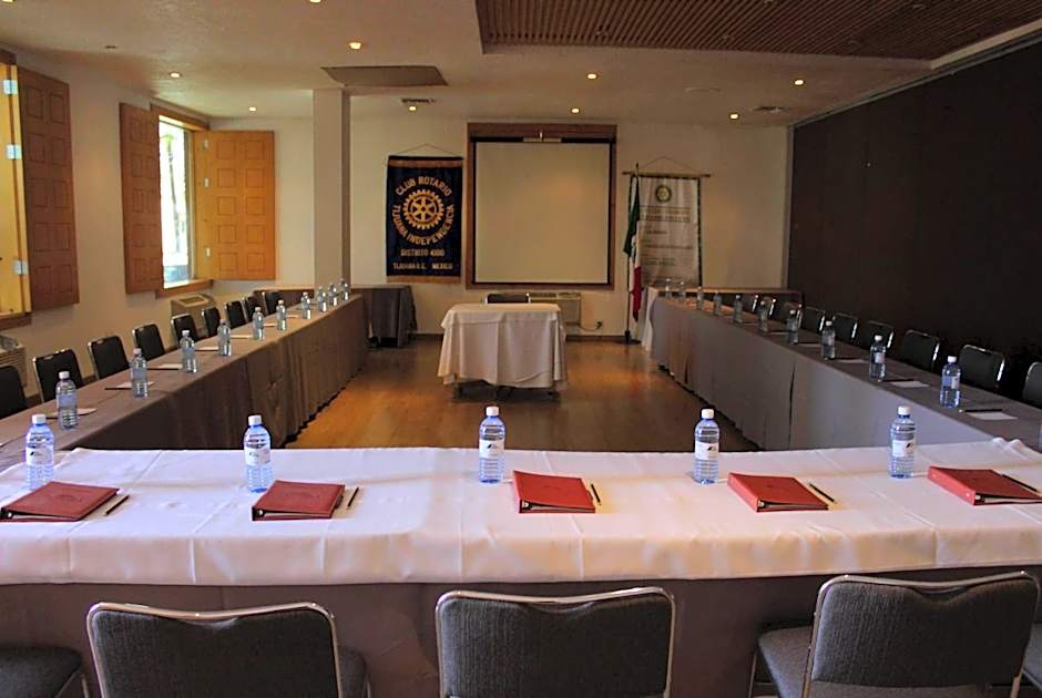 Hotel Palacio Azteca Tijuana, Trademark by Wyndham