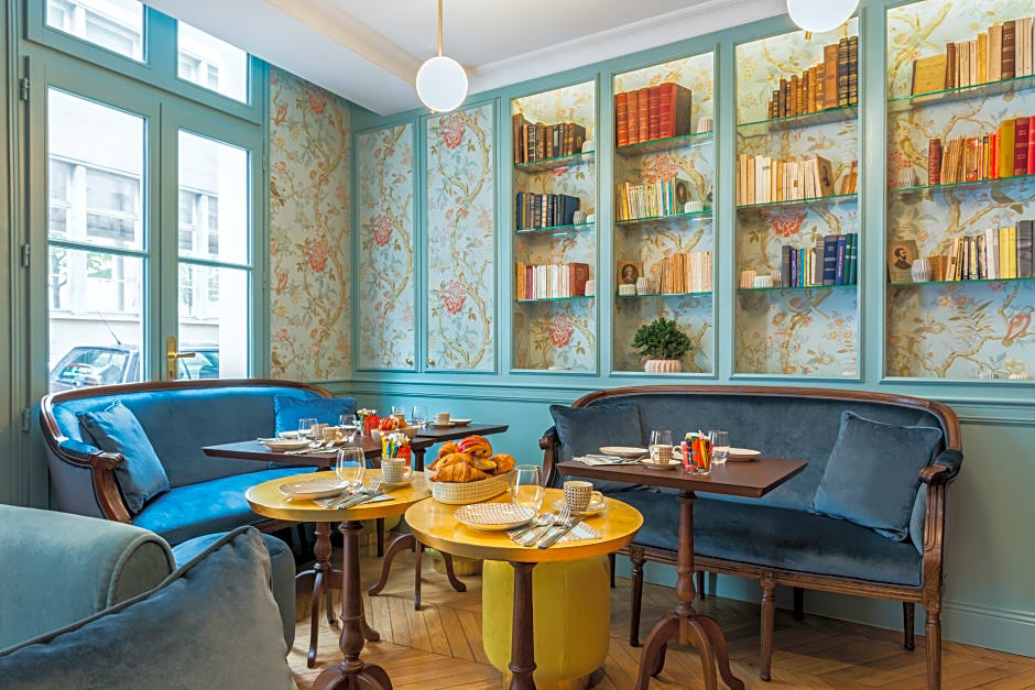 Hotel de Neuve by Happyculture