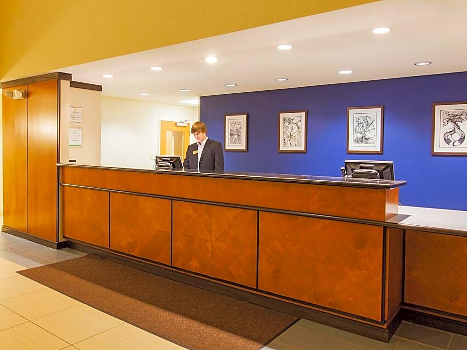 Spark by Hilton Plainfield Indianapolis Airport