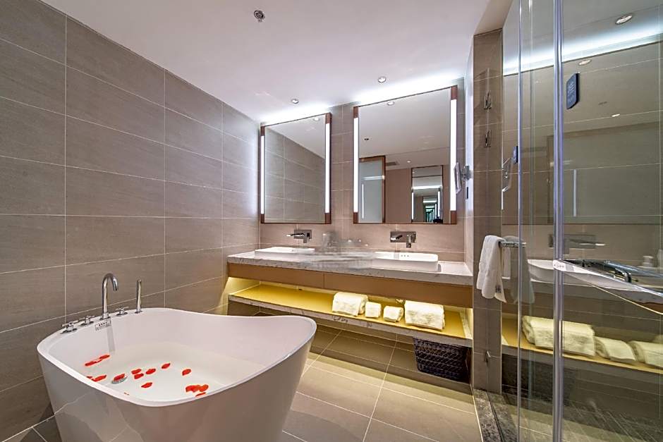 Lavande Hotel Anshan City Center