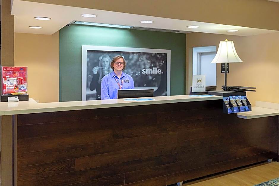 Hampton Inn By Hilton Bedford