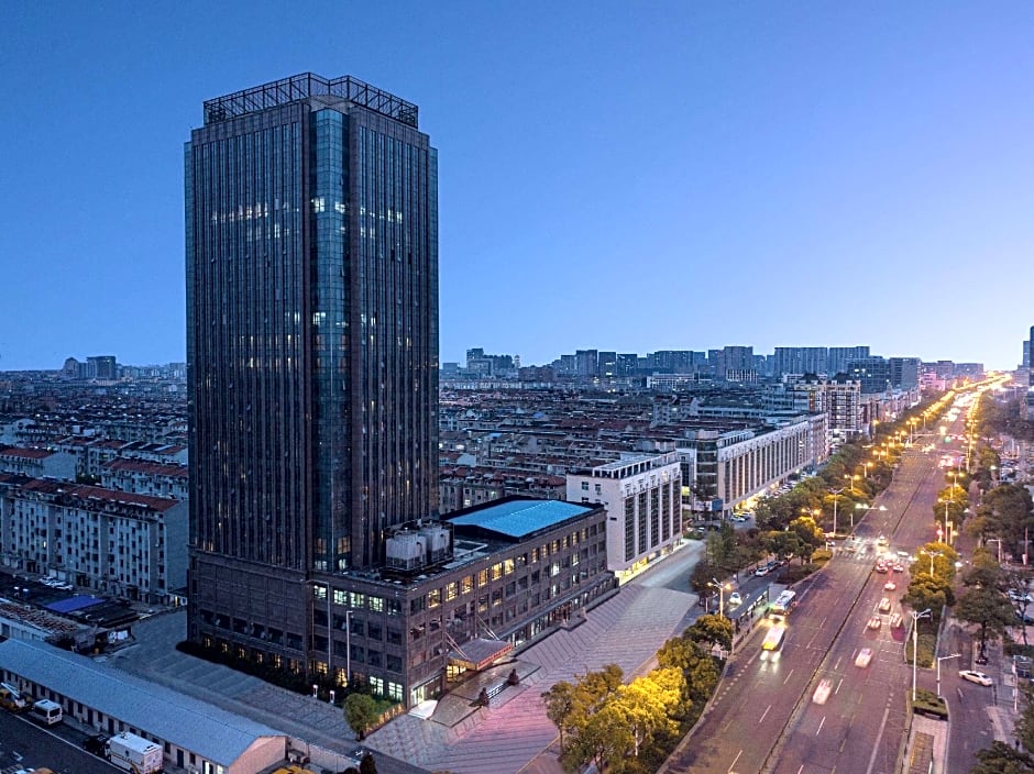 Ramada Plaza by Wyndham Yangzhou Downtown