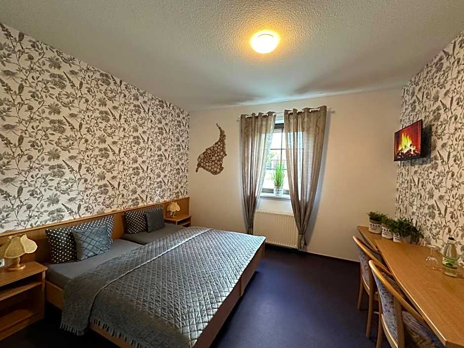 Pension und Monteurzimmer mit Küche und Waschmaschine