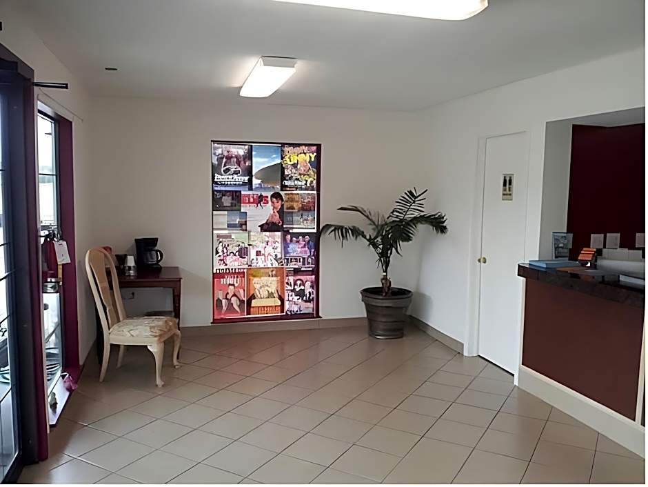 Days Inn by Wyndham Branson Near Theatre District