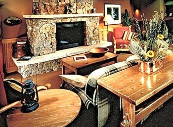 Zephyr Mountain Lodge